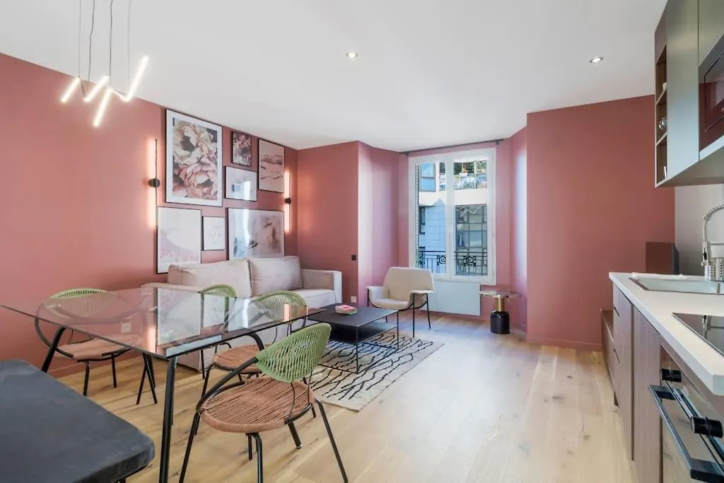 31.Appart 8Pers#3 Bedroom #Pere Lachaise #Nation Parijs